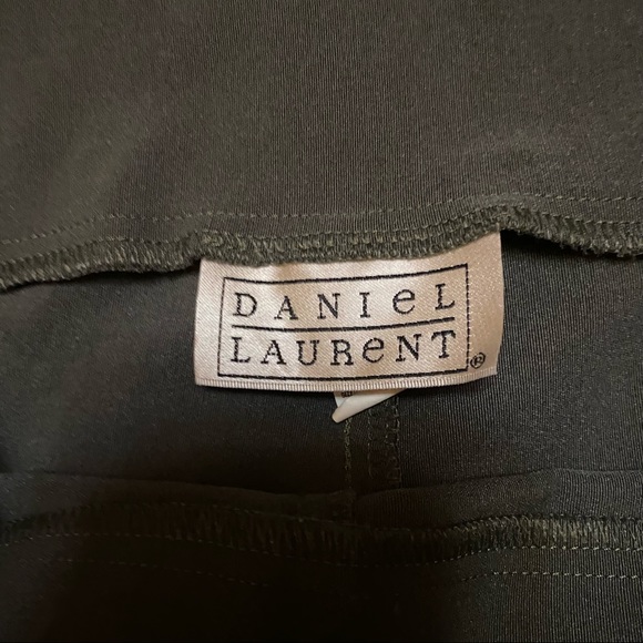🔥5 for $20 - Daniel Laurent Pants - Picture 5 of 6